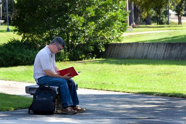 Top Four Challenges Faced By Non-Traditional Students at Community Colleges